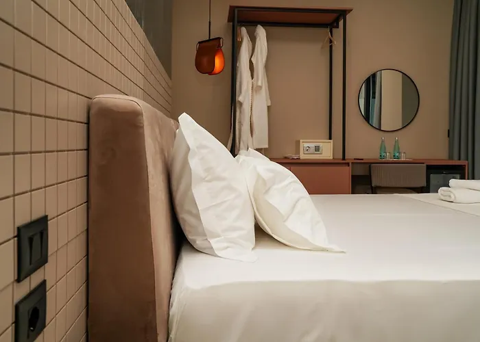 Hotel Diamar Shkallnur