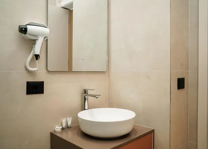 Hotel Diamar Shkallnur